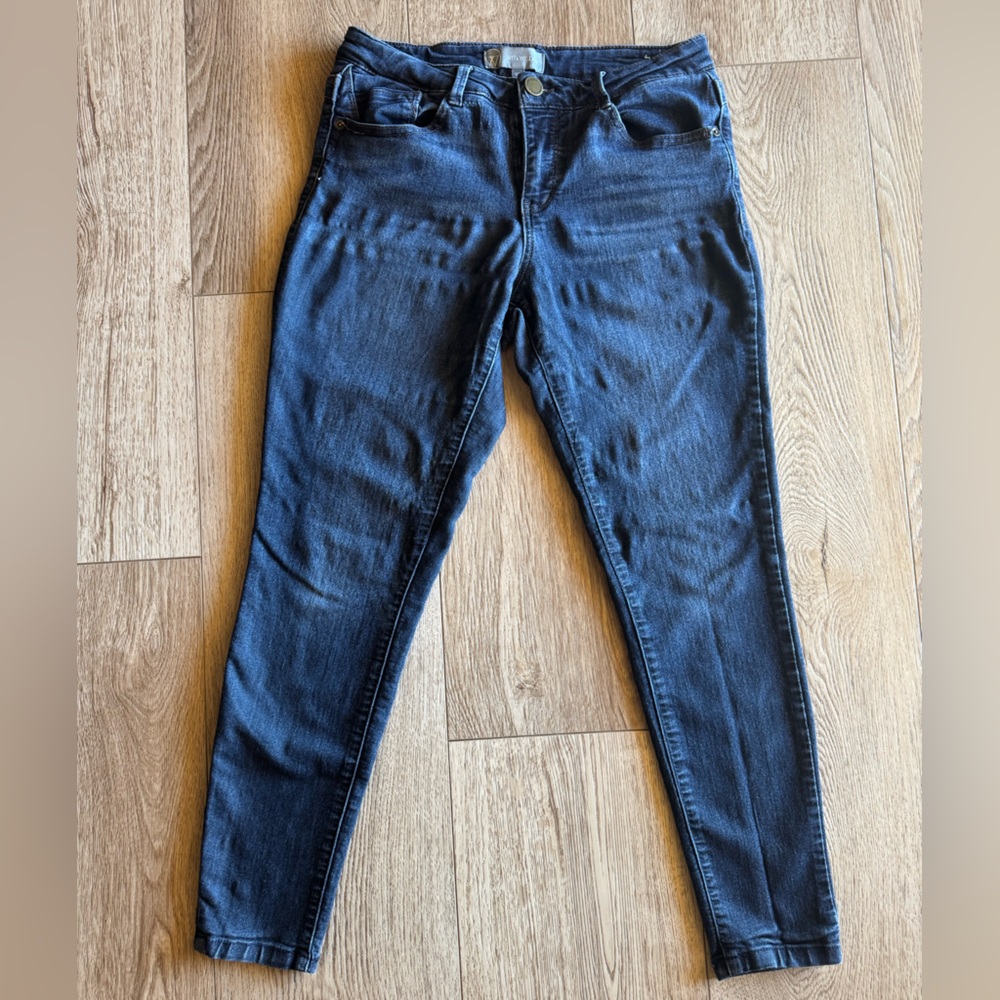 Wit & Wisdom Dark Wash Skinny Jeans, Size 6P - Picture 4 of 7